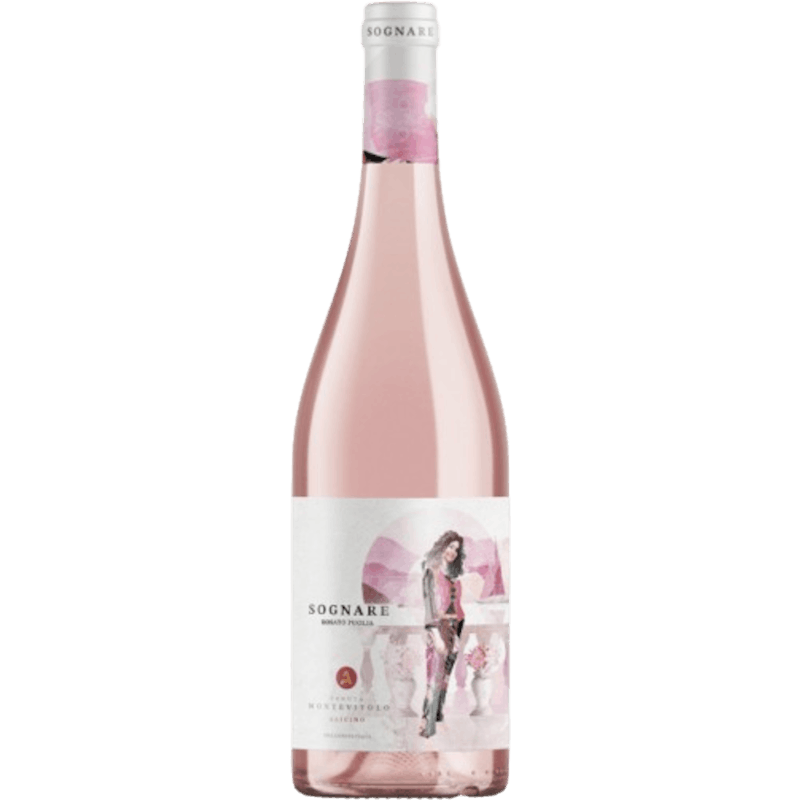Sognare Rosato Puglia. Elegante Weinflasche von Tenuta Montevitolo mit zartrosa glänzendem Roséwein und einem künstlerischen Etikett, das eine Frau auf einer mediterranen Terrasse zeigt.