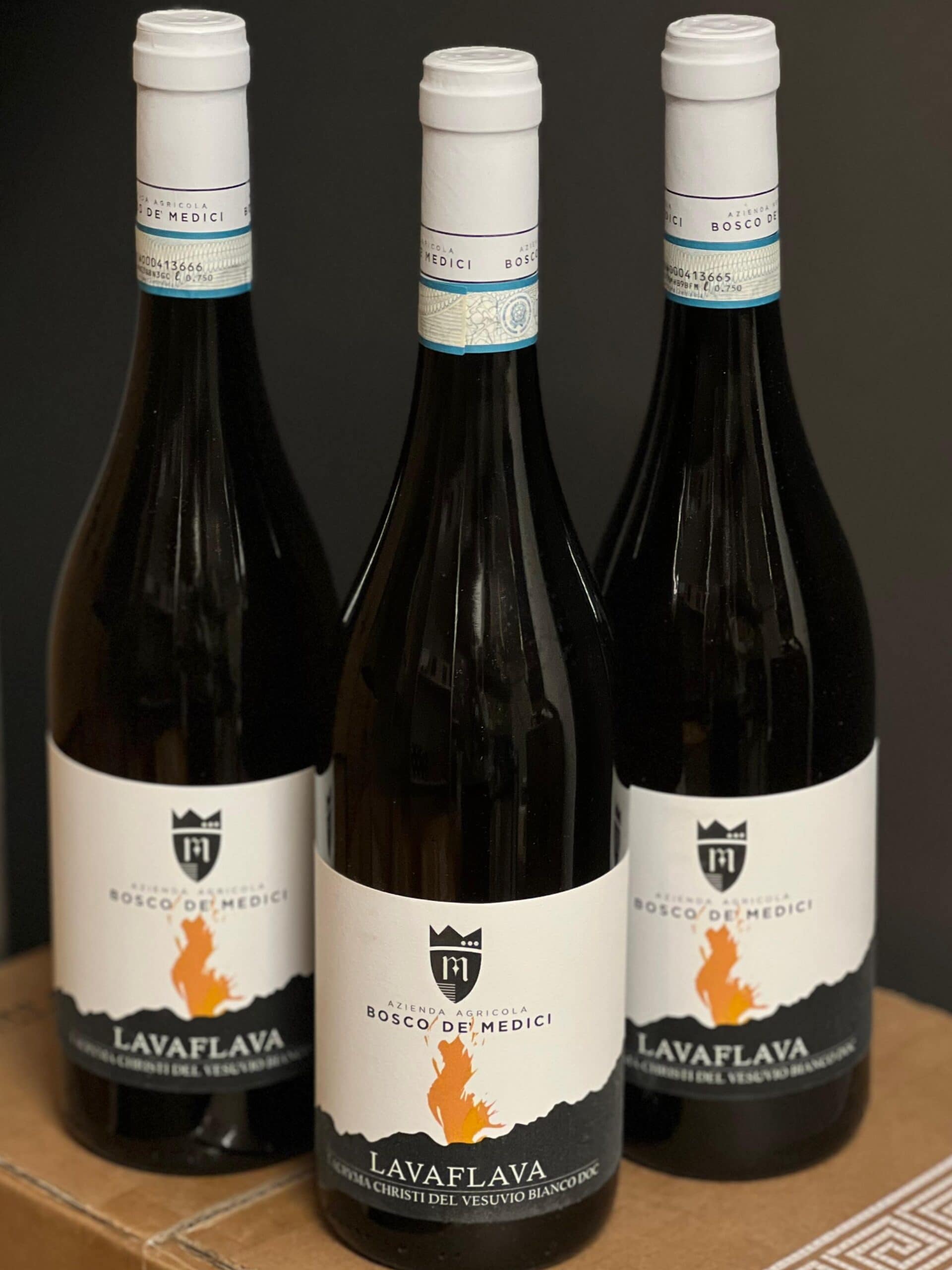 Ein authentischer Weißwein vom Vesuv mit frischer Aromatik, vulkanischer Mineralität und typisch italienischem Charakter.